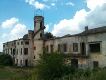 Old abandoned place near Padova Italy I saw on my bike ride  x 