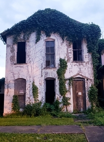 One of many abandoned properties in a small ghost town in Southern Illinois