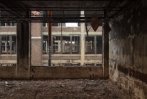 Abandoned orphanage in the woods Belgium - Photorator