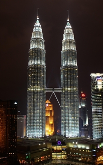 Petronas Towers Kuala Lumpur Malaysia 