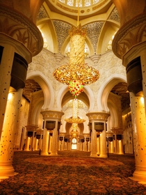 Prayer Hall at Grand Mosque Abu Dhabi 