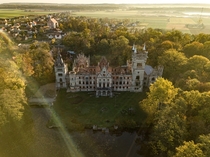 Real-life fairy-tale castle in Poland 