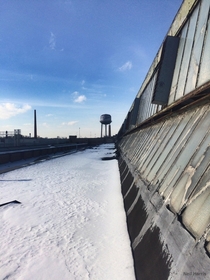Roof of abandoned electronics factory in Chicago Dec  OC 