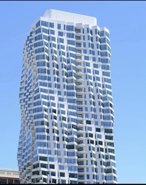 San Francisco skyscraper