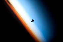Silhouette of the space shuttle Endeavour 