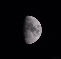 Single exposure of the  illuminated moon