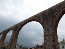 sits an amazing feat of engineering that provided water to the city starting in  Quertaro Aqueduct