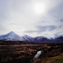 Snowy mountains on the Isle of Skye 