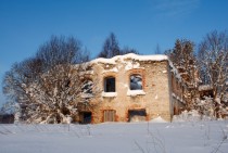 So it turns out that Estonia has a bunch of abandoned distilleries This one is associated with Preedi manor in Jrvamaa Ill pop some more in the comments 