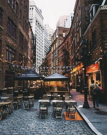 Stone St Financial District NYC by Jason Lee - New York City Feelings