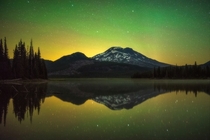 Strong Green Airglow and the Big Dipper above Broken Top Oregon 