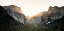 Sunrise at Yosemite 