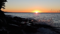 Sunrise on the north shore of Lake Superior 