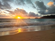 Sunrise over Oahu Hawaii Jan   