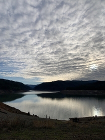 Sunset at Hills Creek reservoir in Oregon