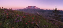 Sunset at Mount St Helens 