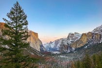 Sunset at Tunnel View in Yosemite    