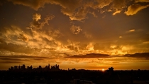 Sunset near Melbourne Skyline 