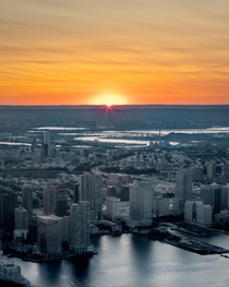 Sunstar in New York taken from One World Trade Center 