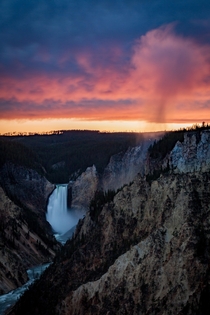 The afterglow of sunset last summer - Yellowstone National Park -  - IG travlonghorns