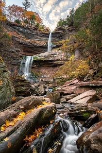 The amazing Kaaterskill Falls in Autumn 
