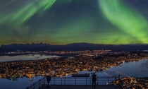The aurora play over Troms