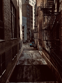 The back alleys of Chicago
