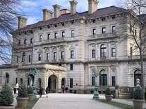The Breakers Mansion Newport RI Definitely a beautiful place Gilded Age Victorian  