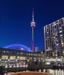 The CNTower in Toronto lit up in rainbow