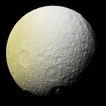 The Colors of Saturns moon Tethys zoom in for details