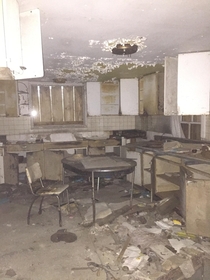 The kitchen of an abandoned house near me
