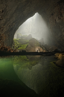 The mouth of the cave Vietnam 