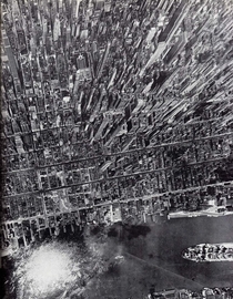 This  Aerial Shot of Manhattan New York by photographer Andreas Feininger