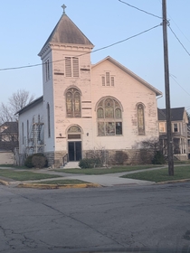 This church I pass occasionally in Sandusky OH I dont know why but it always catches my eye