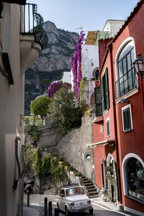 This  Coming up the hill Positano