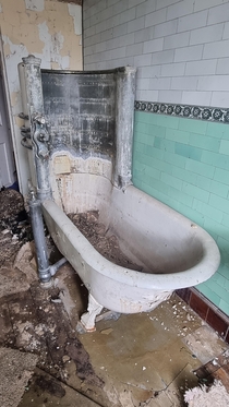 This house has a late Victorian canopy bath worth over k restored