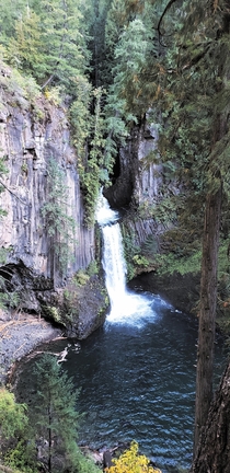 Toketee Falls Umpqua River Oregon USA 