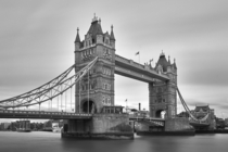 Tower Bridge London UK  Sony AIII  Sony Zeiss -mm F  OC  x