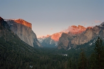 Tunnel View at Sunset Yosemite National Park  IG fstoppable