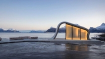 Ureddplassen - Public wave shaped toilet in Norway