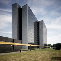 Vattenfall-Building Germany - by Arne Jacobsen 