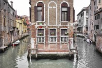 Venice Crossroads 