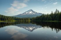 Worth getting up early for Trillium Lake OR  x