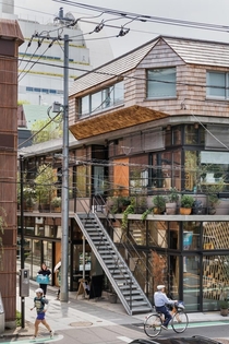 Yanagikoji South Corner Restaurants  Rei Mitsui Architects 