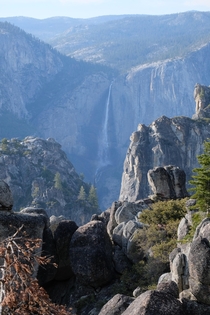 Yosemite Falls from Taft Point 