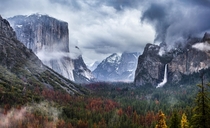 Yosemite tunnel view after a small storm Feb  Panorama 