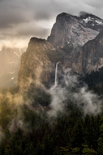 Yosemites Bridal Veil 
