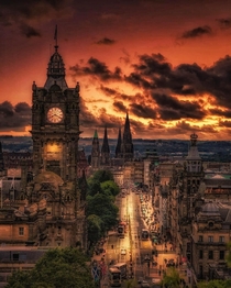 You cant see this just once amp scroll up can you Edinburgh Scotland UK